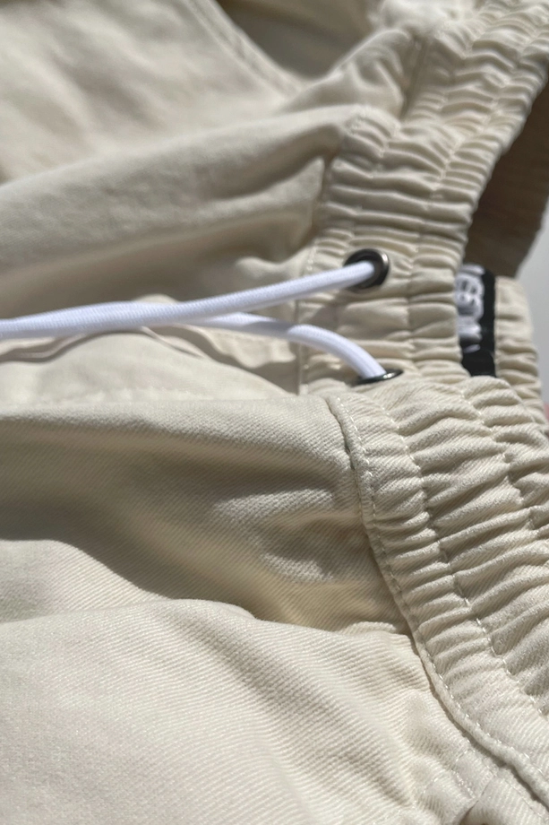 Spodnie męskie jogger jeans Mass Denim Signature 2.0 off white kremowe