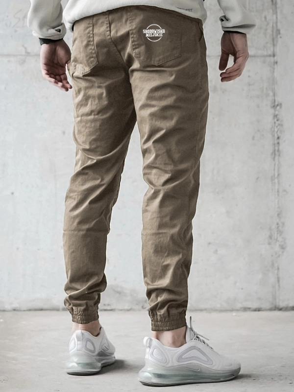 Spodnie materiałowe męskie jogger Środowisko Miejskie Classic Icon beżowe