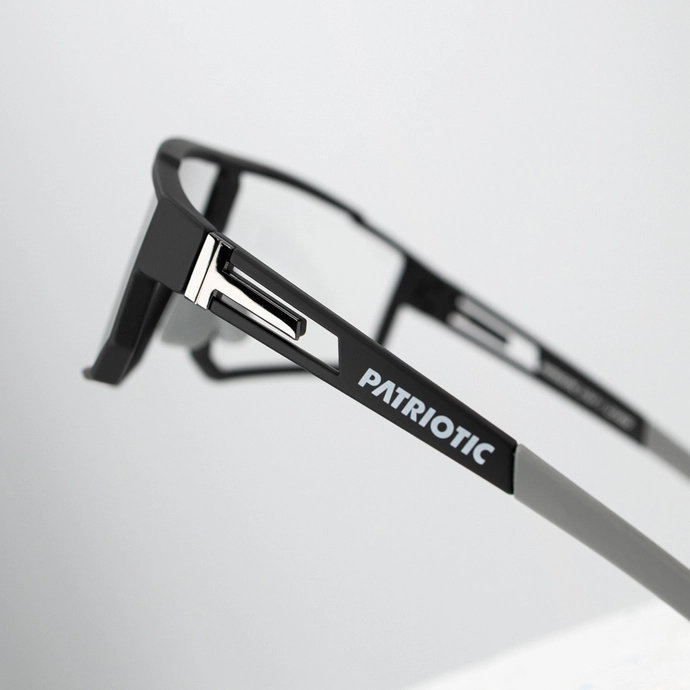 Okulary fotochromowe z polaryzacją Patriotic Futura 374F-1 czarne