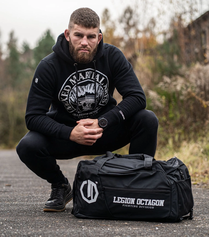 Torba sportowa z funkcją plecaka Legion Octagon Fighting Division czarna