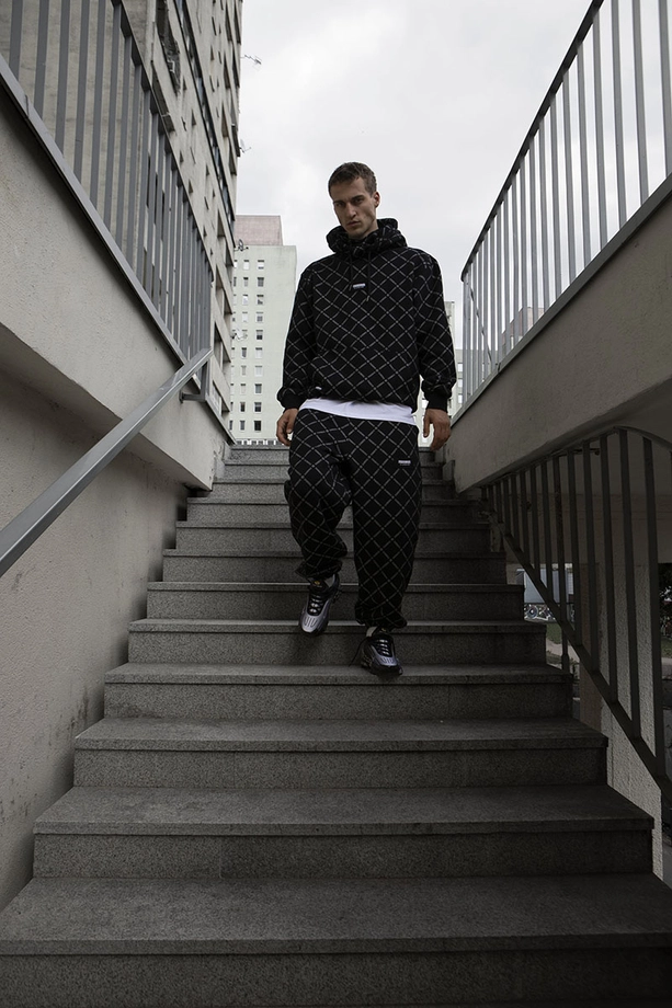 Spodnie dresowe męskie Baggy Mass DNM Monogram czarne