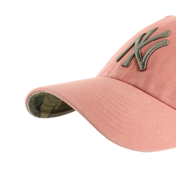 Czapka z daszkiem 47 Brand New York Yankees Sedona Pink Ballpark Camo Clean Up różowa