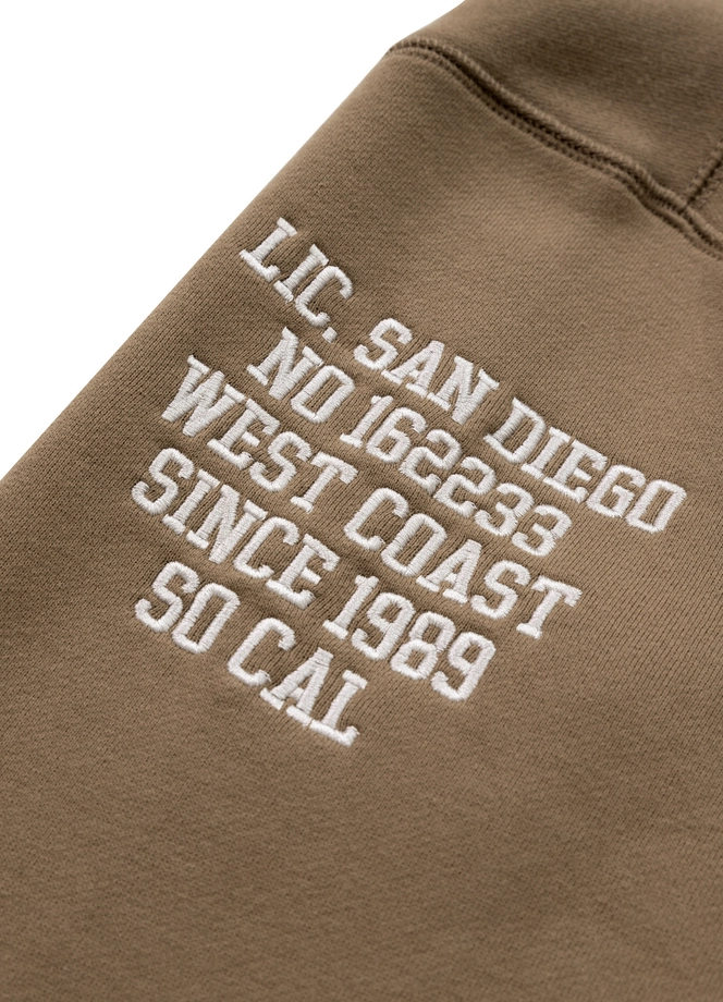 Bluza damska oversize Pitbull Pit Bull Tyrian crewneck brązowa