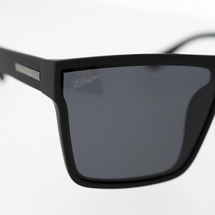 Okulary przeciwsłoneczne z polaryzacją Patriotic Futura 940-1M czarne