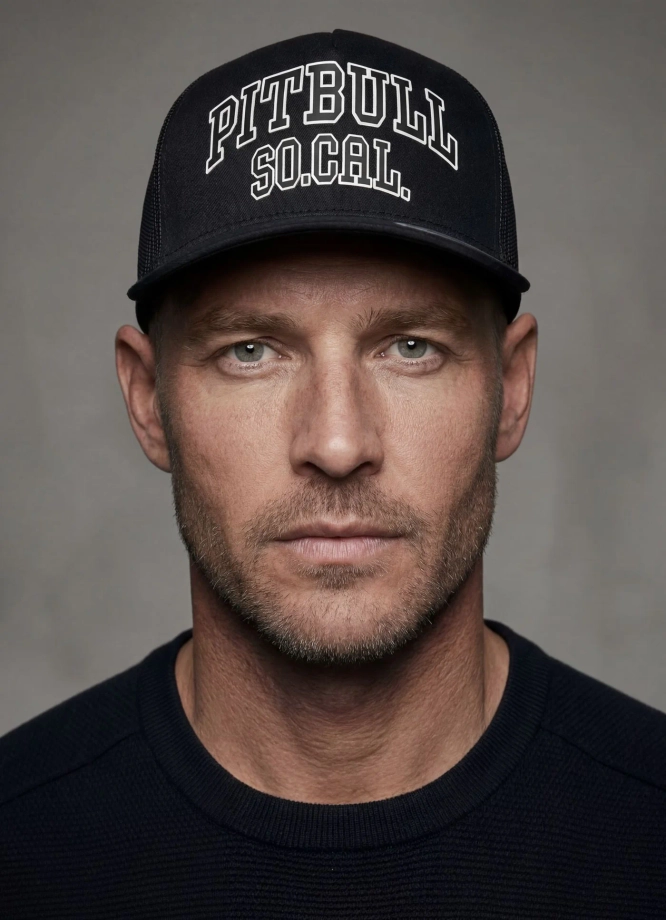 Czapka z daszkiem Snapback Trucker Pit Bull So Cal czarna