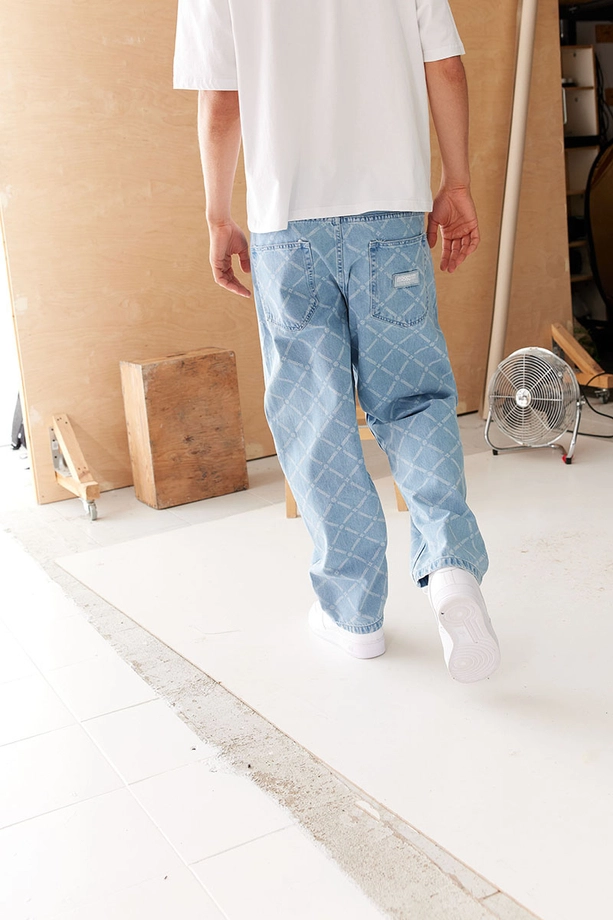 Spodnie męskie Jeans Extra Baggy Mass Denim Monogram jasno niebieskie