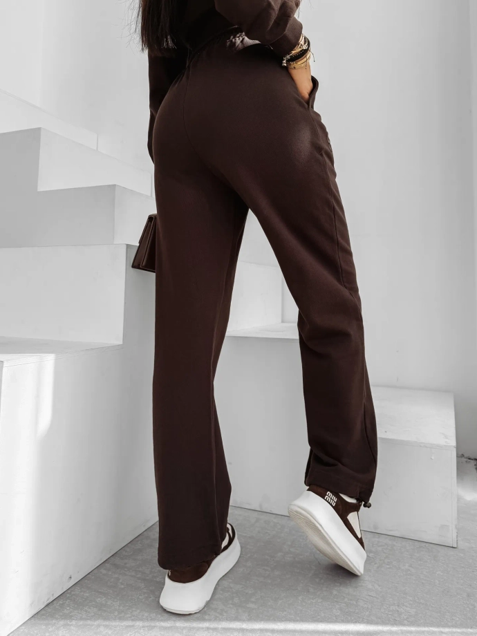 Komplet damski dresowy Olavoga Sanctuary brązowy