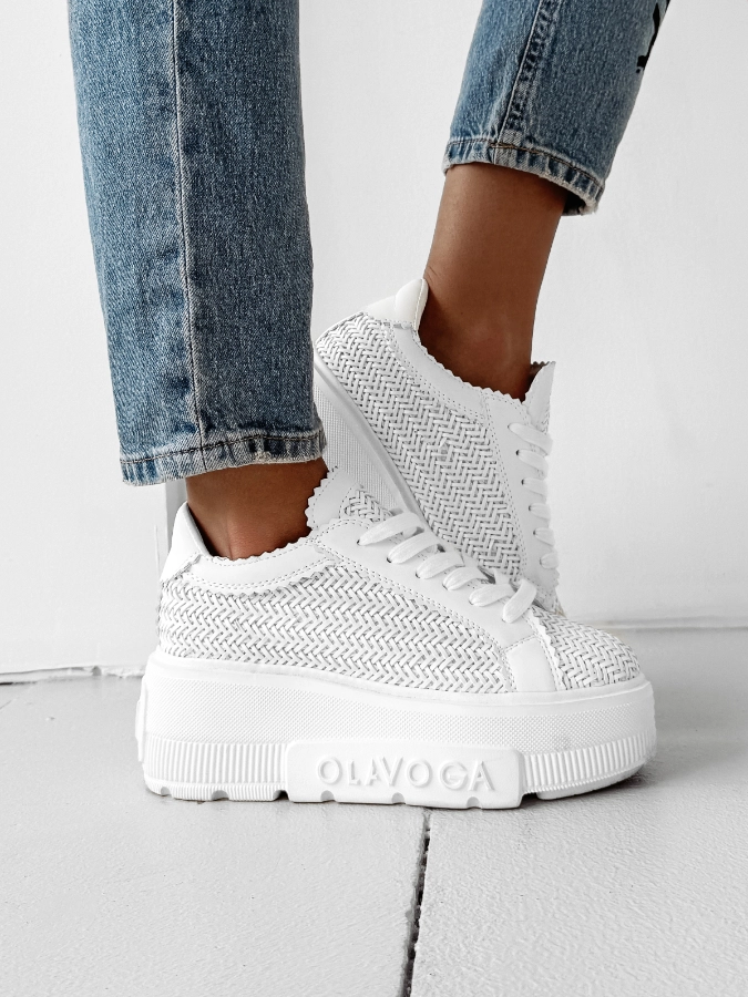 Buty sneakersy damskie Olavoga Vacancy białe