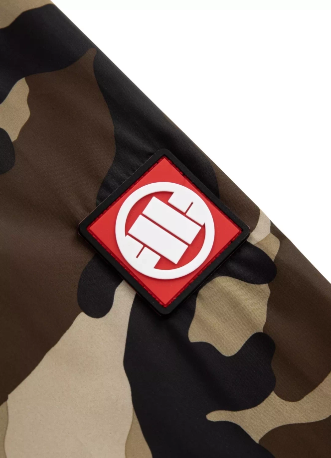 Kurtka męska wiosenna przejściowa Pit Bull Athletic Logo Nylon Jacket wiatrówka piaskowe camo