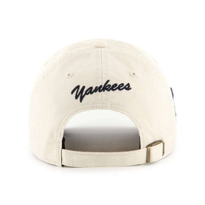 Czapka z daszkiem 47 Brand New York Yankees Cooperstown Sandstorm Clean Up kremowo/granatowa