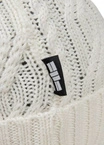Czapka zimowa z pomponem Pit Bull Beanie Bubble Snow Crew 24 biała