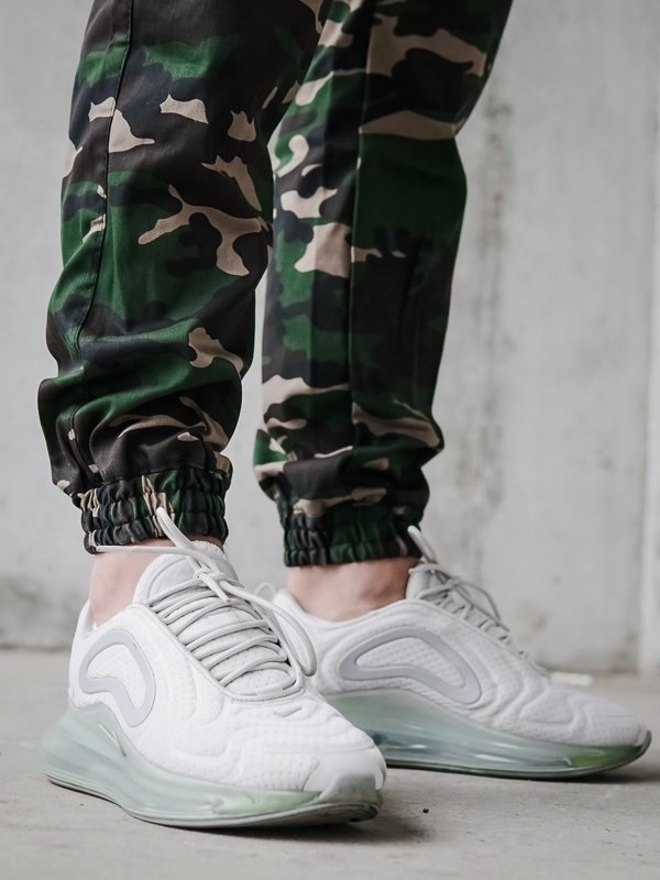 Spodnie męskie materiałowe jogger Środowisko Miejskie Classic Icon camo