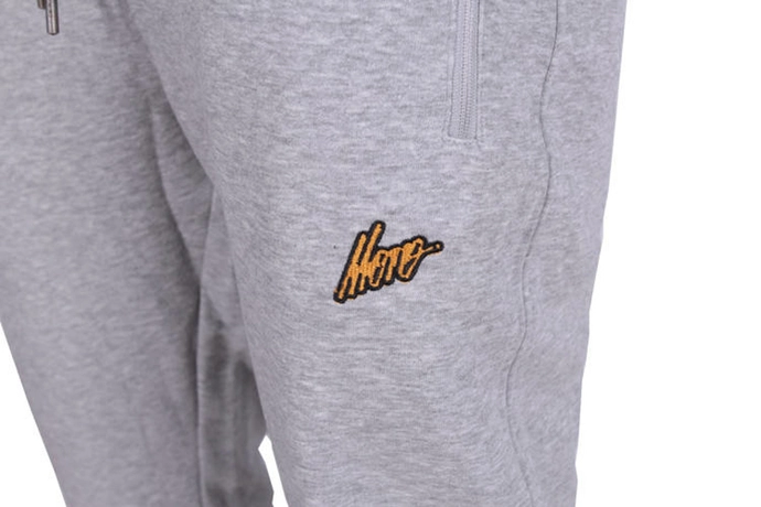 Spodnie dresowe Moro Slant Tag grey