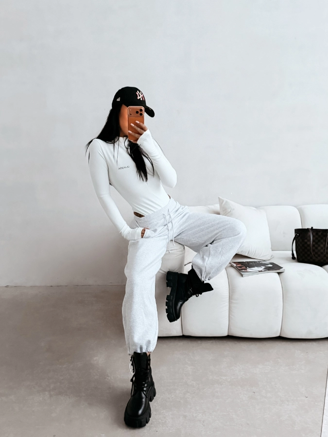 Body damskie Olavoga Essential kremowe