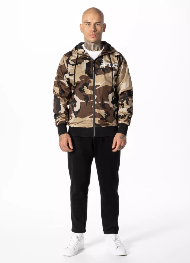 Kurtka męska wiosenna przejściowa Pit Bull Athletic Logo Nylon Jacket wiatrówka piaskowe camo