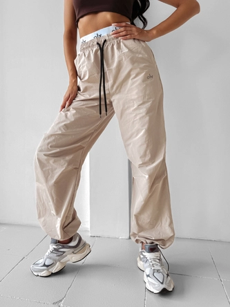 Spodnie damskie Olavoga Rainy Day ecru kremowe